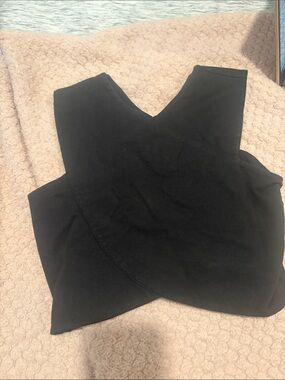 Emma & Sam Black V-Neck Sleeveless Cami